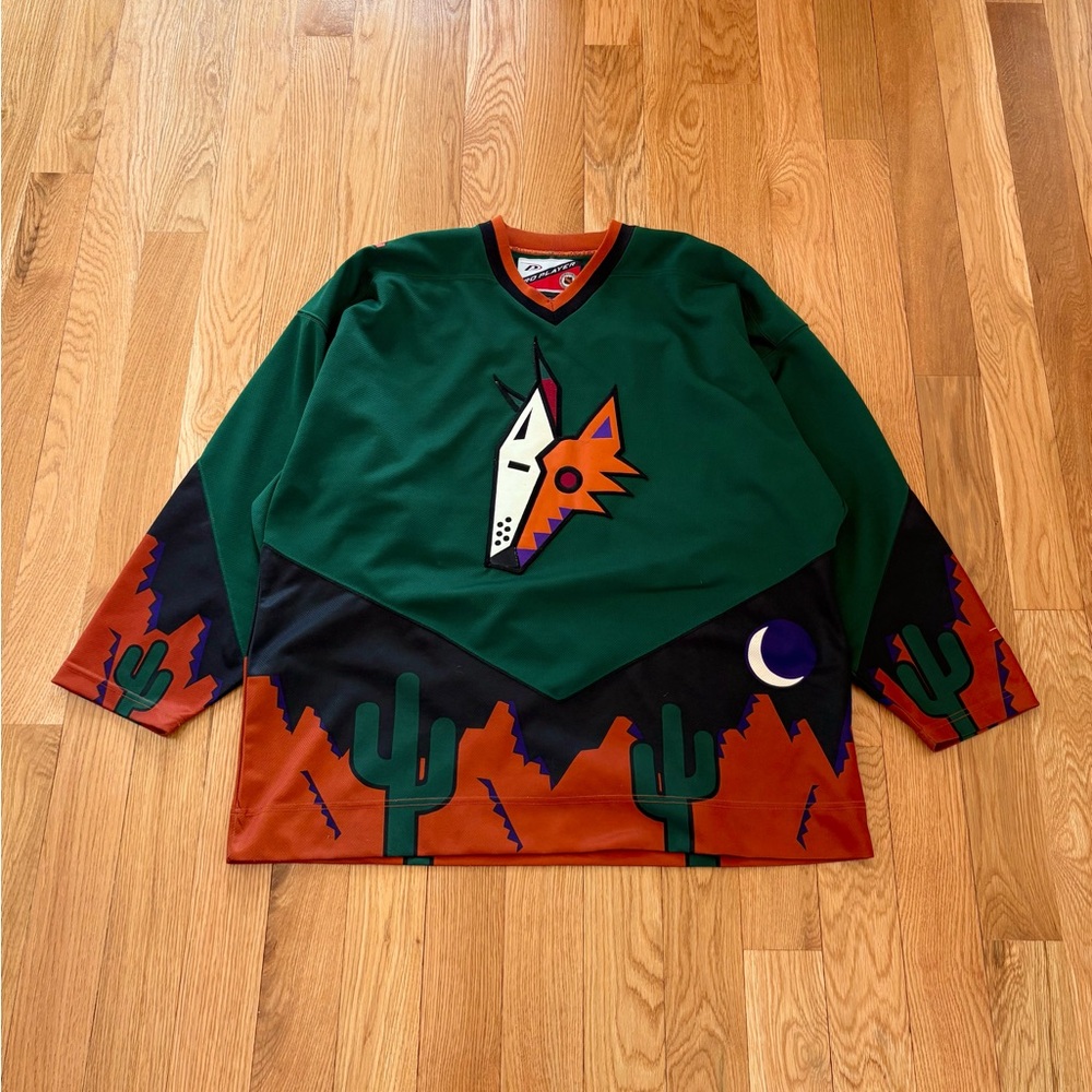 Vintage Phoenix Coyotes Pro Player NHL Hockey Third Desertscape Alt Jersey XL